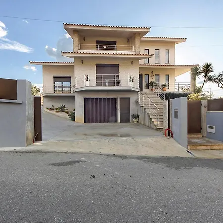 Casa De Santo Amaro *
